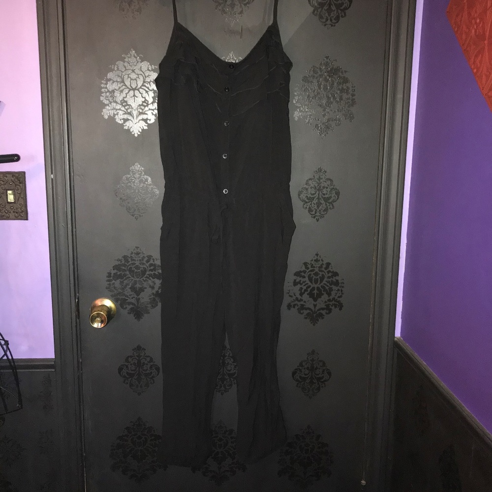 FCNY Black Capri Ruffle Romper